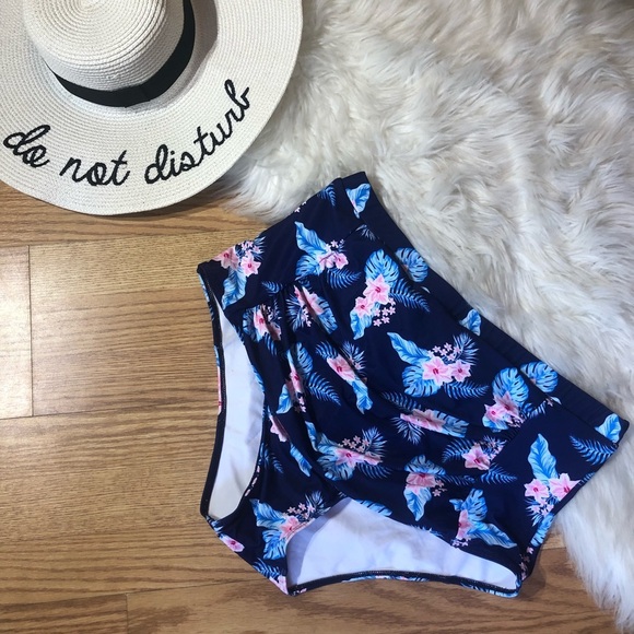 PZZ Beach | Blue floral swim bottom - Picture 1 of 6
